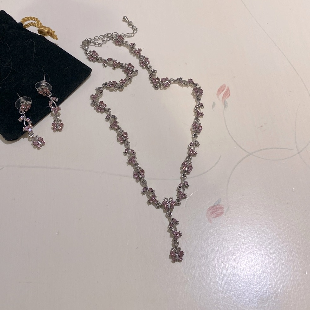 Y2K style necklace and earrings